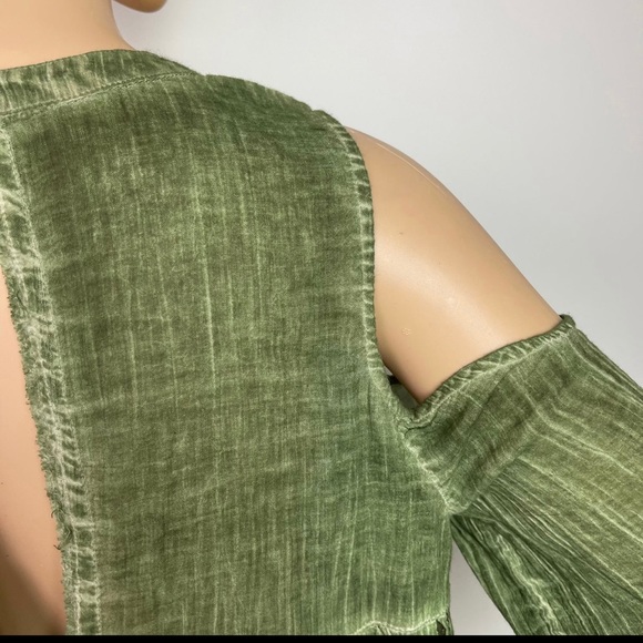 Cold  Shoulder Scoop Neck Ruffle Green Blouse - Picture 8 of 12